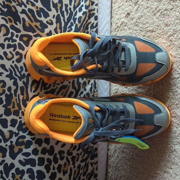 Reebok Zig Pulse Work athletic shoe 8W - Picture 4 of 4